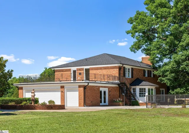 Photo 3 of Single family home for sale at 3836 Pennington Rd, Greer, SC 29651 | MLS# 1594795 | Listing updated on 2026-07-29