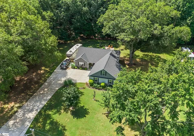 Photo 2 of Sale Pending at 117 Lanford Rd, Pauline, SC 29374 | MLS# 1598496 | Listing updated on 2026-08-24