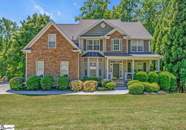 Homes for sale in Taylors, SC | 67 Devonhall Wy, Taylors, SC 29687 | MLS# 1595795
