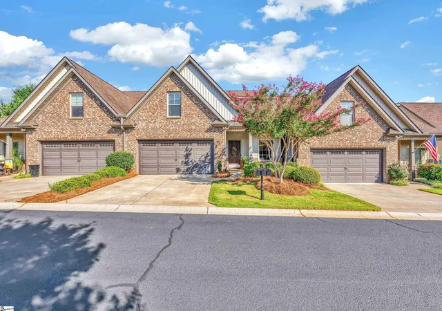 Photo 1 of Townhouse for sale at 210 Bay Laurel Wy, Simpsonville, SC 29681 | MLS# 1600509 | Listing updated on 2026-09-17