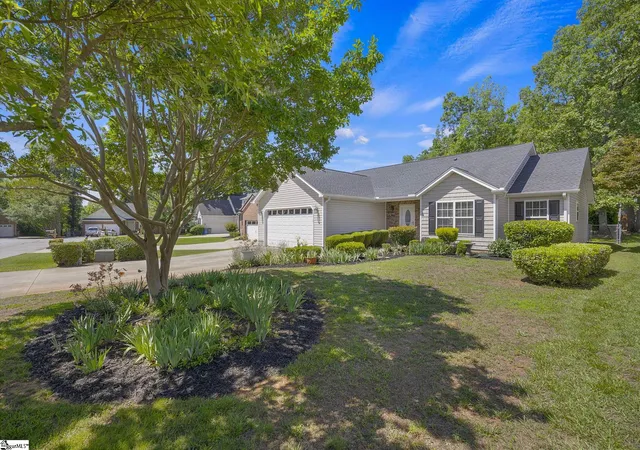 Photo 1 of Single family home for sale at 118 Todds Trl, Greenville, SC 29617 | MLS# 1594534 | Listing updated on 2026-08-01