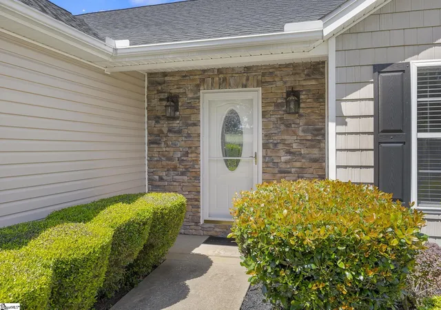 Photo 4 of Single family home for sale at 118 Todds Trl, Greenville, SC 29617 | MLS# 1594534 | Listing updated on 2026-08-01