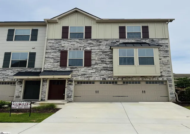 Photo 1 of Townhouse for sale at 9 Eagle Wood Dr, Greenville, SC 29607 | MLS# 1555202 | Listing updated on 2026-09-17