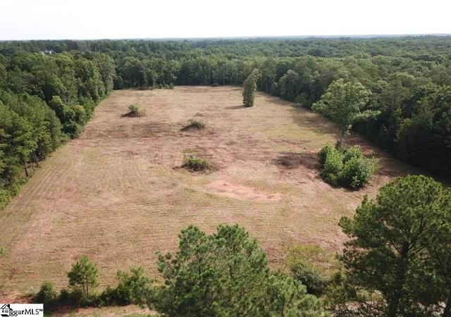 Photo 1 of Land for sale at 163 Bryson Rd, Fountain Inn, SC 29644 | MLS# 1586493 | Listing updated on 2026-09-08
