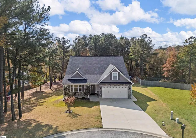 Photo 2 of Single family home for sale at 580 Canewood Ln, Campobello, SC 29322 | MLS# 1602332 | Listing updated on 2026-09-04