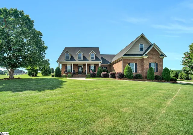 Single family home for sale at 315 Sabrewood Ln, Pauline, SC 29374 | MLS# 1556432