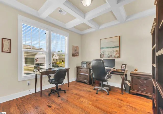 Photo 4 of Single family home for sale at 104 Mare'S Head Pl, Taylors, SC 29687 | MLS# 1582299 | Listing updated on 2026-08-30