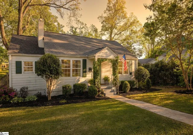 Photo 1 of Single family home for sale at 312 Mcdonald St, Greenville, SC 29609 | MLS# 1600679 | Listing updated on 2026-09-11