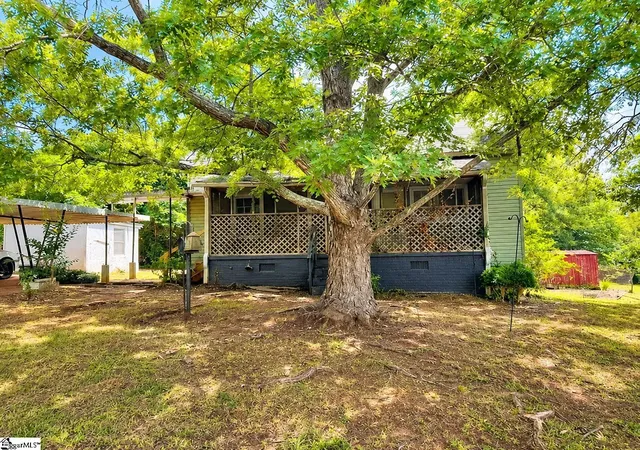 1st image of 315 W Beattie St, Liberty, SC 29657 | MLS# 1600196