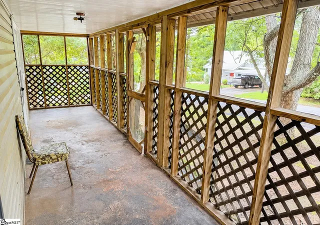 2nd image of 315 W Beattie St, Liberty, SC 29657 | MLS# 1600196
