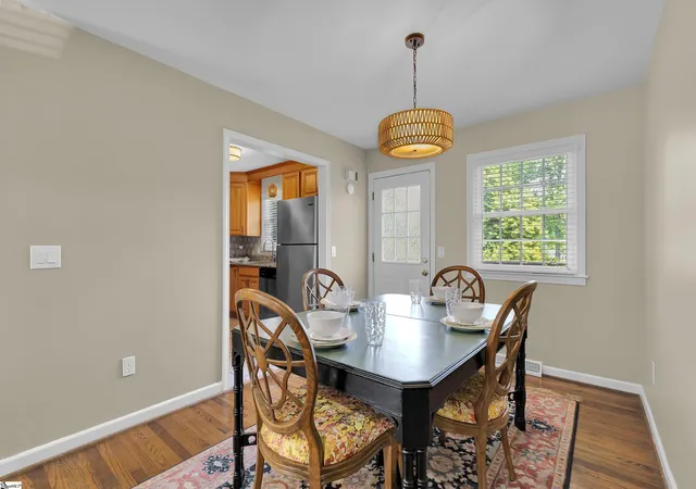 Homes for sale in Greenville, SC | 815 Edwards Rd, Greenville, SC 29615