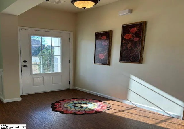 Photo 3 of Single family home for sale at 38 Golden Acre Ct, Simpsonville, SC 29681 | MLS# 1596709 | Listing updated on 2026-09-29
