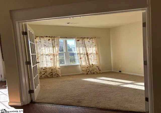 Photo 4 of Single family home for sale at 38 Golden Acre Ct, Simpsonville, SC 29681 | MLS# 1596709 | Listing updated on 2026-09-29