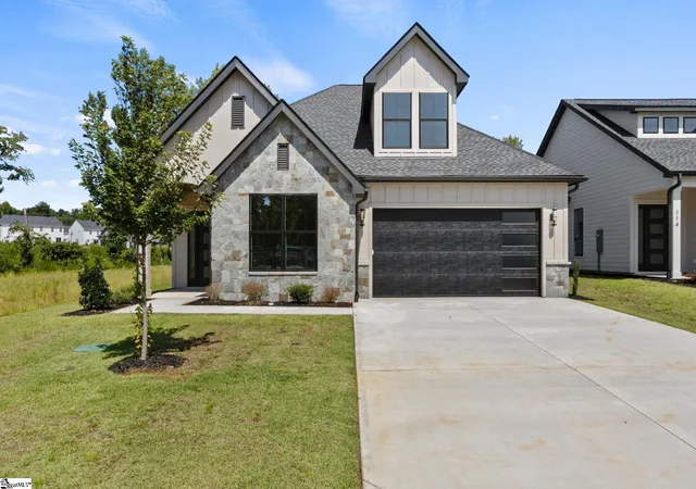 Photo 1 of Single family home for sale at 118 Deer Vista Dr, Greer, SC 29651 | MLS# 1577321 | Listing updated on 2026-09-03