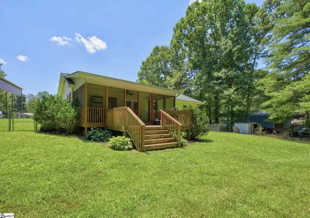 Homes for sale in Travelers Rest, SC | 206 Cox Ridge Ct, Travelers Rest, SC 29690 | MLS# 1597465