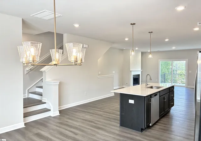 3rd image of 25 Pikewood Ln, Greenville, SC 29607 | MLS# 1596070