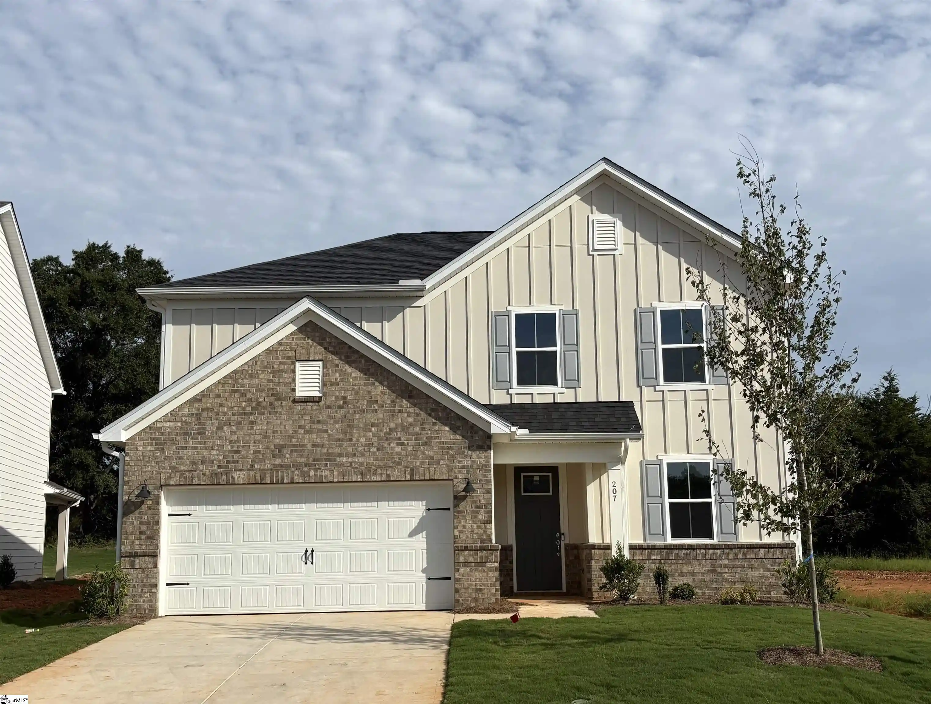 Photo 1 of Single family home for sale at 207 Dansby Ct #737, Greenville, SC 29605 | MLS# 1607647 | Listing updated on 2026-10-24