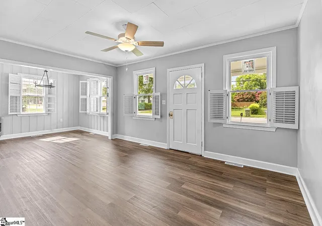 2nd image of 409 E Forida St, Clinton, SC 29325 | MLS# 1597531