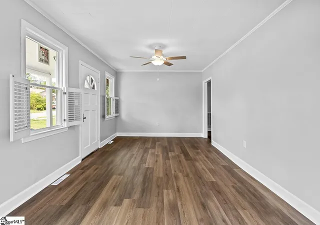 4th image of 409 E Forida St, Clinton, SC 29325 | MLS# 1597531