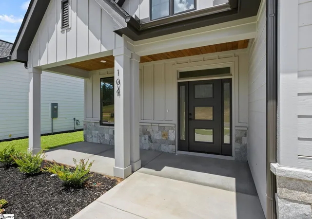 Photo 3 of Single family home for sale at 104 Adrian Wy, Simpsonville, SC 29680 | MLS# 1600656 | Listing updated on 2026-08-13