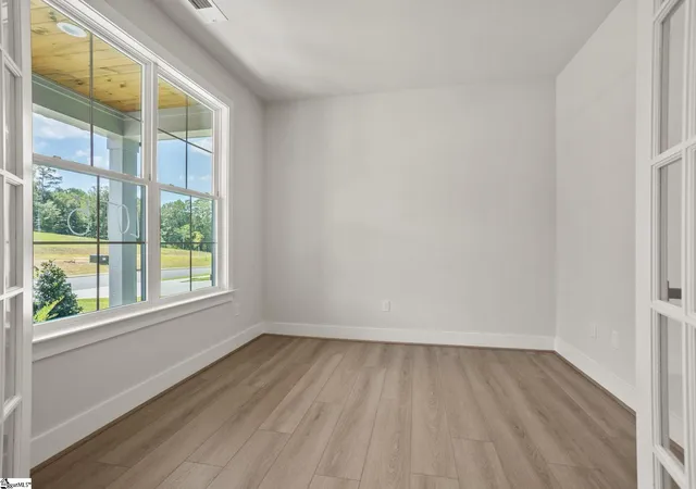 Photo 4 of Single family home for sale at 104 Adrian Wy, Simpsonville, SC 29680 | MLS# 1600656 | Listing updated on 2026-08-13