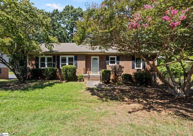 Photo 42 of Single family home for sale at 706 W Lee Rd, Taylors, SC 29687 | MLS# 1602076 | Listing updated on 2026-08-27