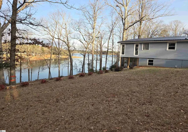 Homes for sale in Townville, SC | 101 Mcalister Cir, Townville, SC 29689 | MLS# 1586051