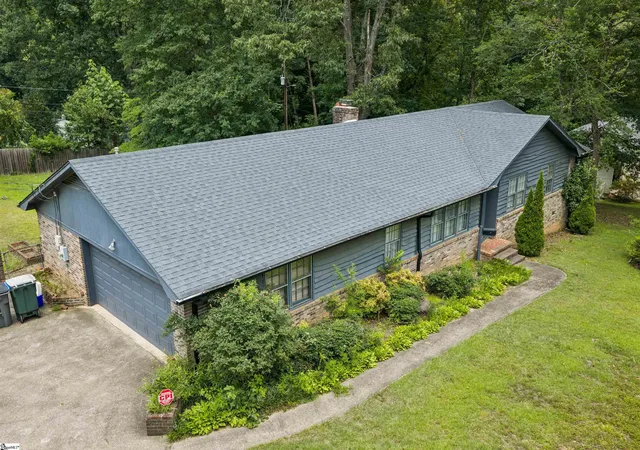 3rd image of 15 Weehawken Cir, Taylors, SC 29687 | MLS# 1597098