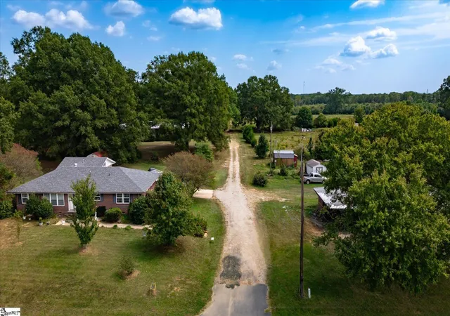Photo 4 of Sale Pending at 169 Cooley Bridge Rd, Pelzer, SC 29669 | MLS# 1570785 | Listing updated on 2026-09-03