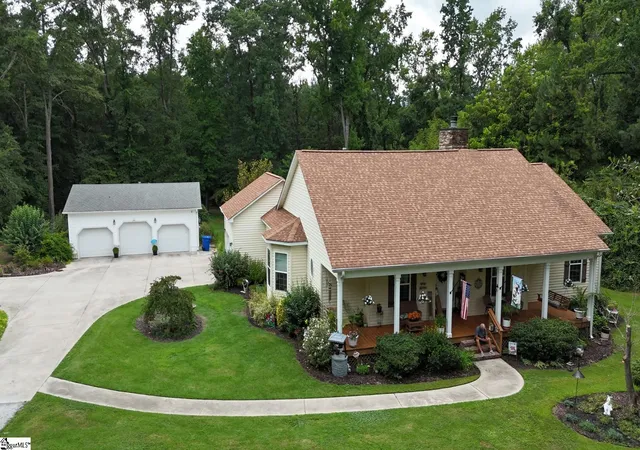 Photo 1 of Single family home for sale at 88 Neely Ferry Rd, Gray Court, SC 29645 | MLS# 1599416 | Listing updated on 2026-08-19