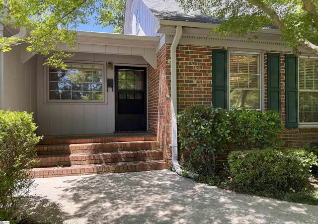 4th image of 610 S Adair St, Clinton, SC 29325 | MLS# 1592030
