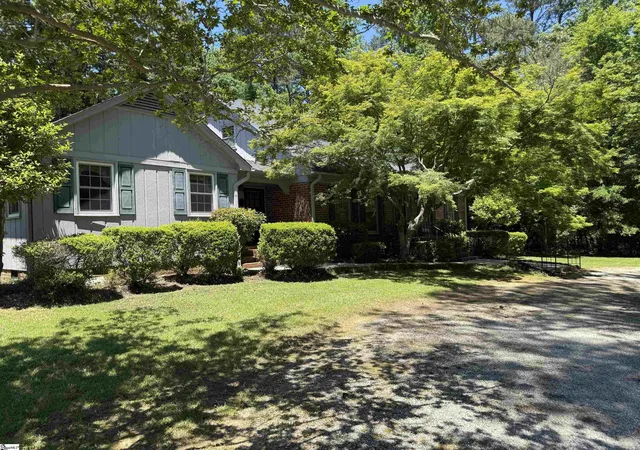 5th image of 610 S Adair St, Clinton, SC 29325 | MLS# 1592030