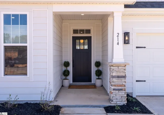 2nd image of 214 Moorish Cir, Simpsonville, SC 29681 | MLS# 1583828