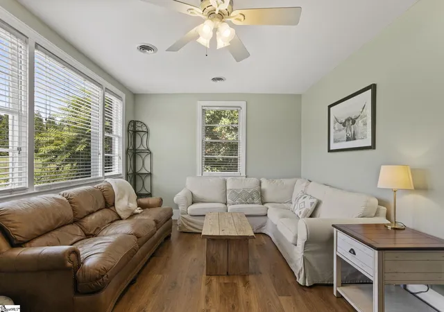 Photo 3 of Single family home for sale at 1902 Old Parker Rd, Greenville, SC 29609 | MLS# 1595960 | Listing updated on 2026-08-24