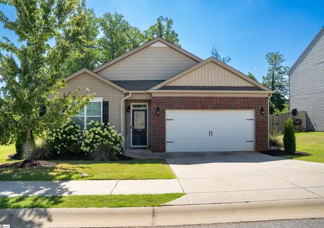 Photo 1 of Single family home for sale at 554 Friar Park Ln, Lyman, SC 29365 | MLS# 1598549 | Listing updated on 2026-07-23