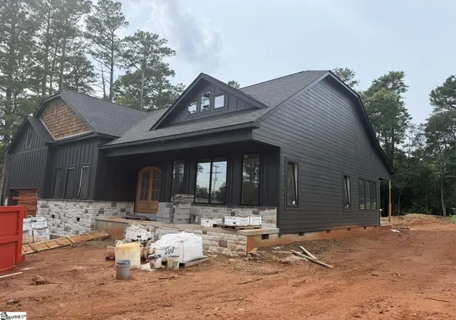 Photo 3 of Single family home for sale at 922 John Dodd Rd, Spartanburg, SC 29303 | MLS# 1594924 | Listing updated on 2026-09-14