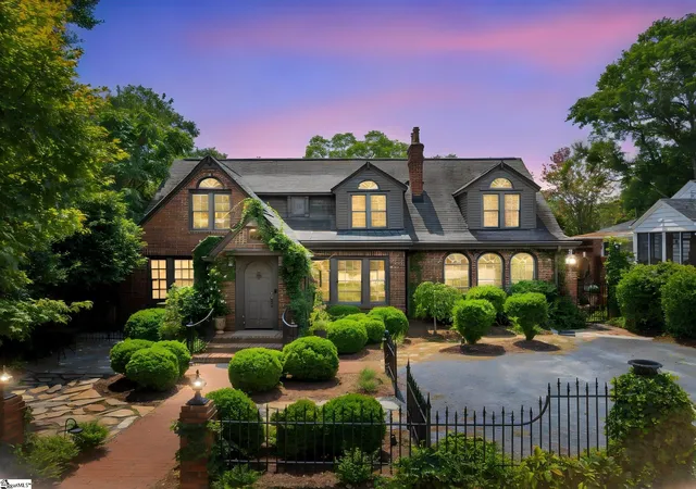 Photo 1 of Single family home for sale at 22 Lanneau Dr, Greenville, SC 29605 | MLS# 1602223 | Listing updated on 2026-09-16