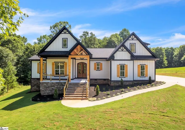 1st image of 574 Paramount Dr, Seneca, SC 29678 | MLS# 1597265