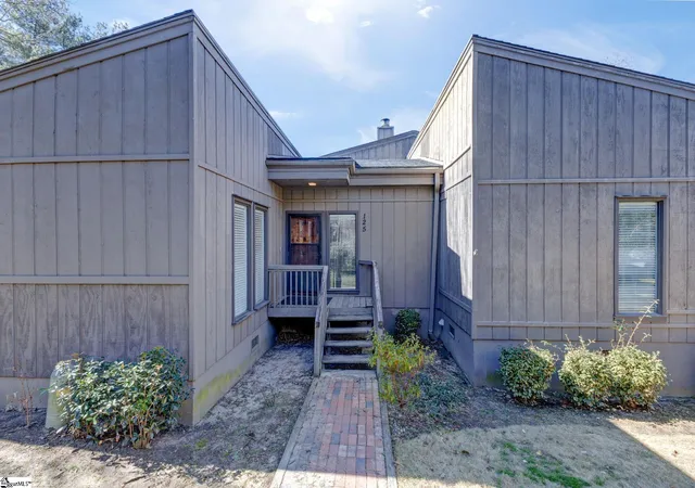 Condo for sale at 125 Inglewood Wy, Greenville, SC 29615 | MLS# 1596822