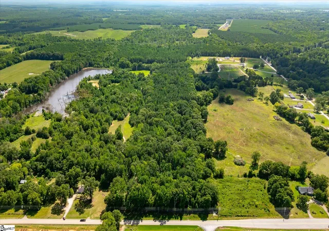 Photo 4 of House for sale at 00 E 76 Hwy, Clinton, SC 29325 | MLS# 1563899 | Listing updated on 2026-07-28