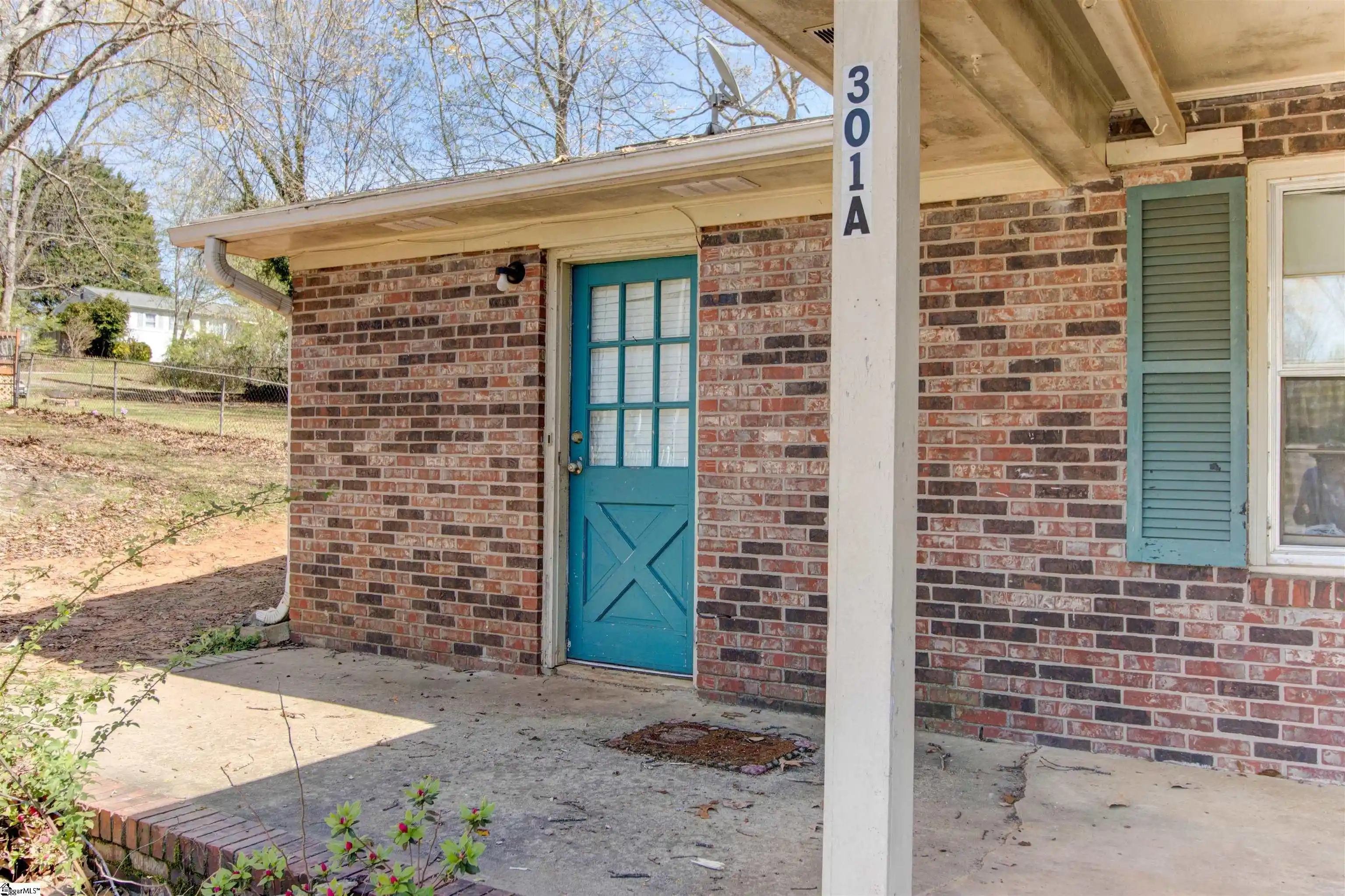 Photo 2 of Multi family home for sale at 301 Oaklane Dr, Easley, SC 29642 | MLS# 1601900 | Listing updated on 2026-10-28