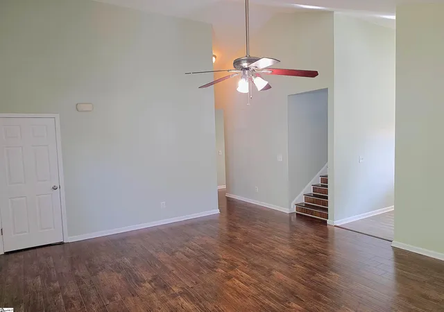 Photo 3 of Single family home for sale at 290 Stonewood Crossing Dr, Boiling Springs, SC 29316 | MLS# 1587967 | Listing updated on 2026-09-08