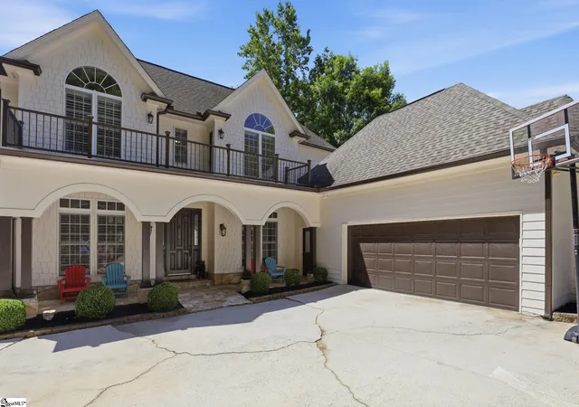 Photo 3 of Single family home for sale at 112 Gates Cove Dr, Fair Play, SC 29643 | MLS# 1592118 | Listing updated on 2026-08-12
