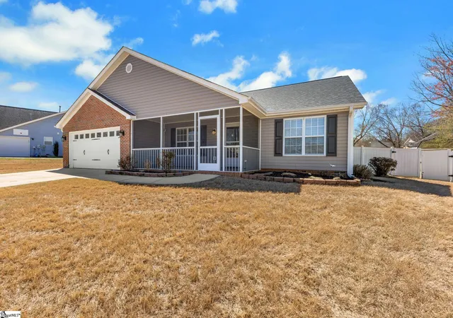 Homes for sale in Simpsonville, SC | 15 Waterthrush Wy, Simpsonville, SC 29680 | MLS# 1585599