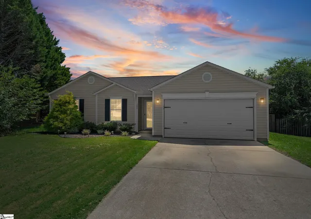 Photo 21 of Single family home for sale at 102 Pasture Pl, Simpsonville, SC 29681 | MLS# 1602109 | Listing updated on 2026-10-08