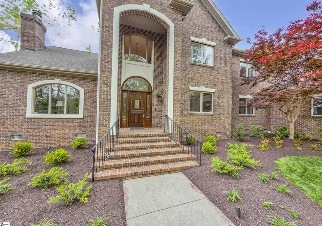 Photo 3 of Single family home for sale at 116 Sleepy Hollow Ln, Spartanburg, SC 29306 | MLS# 1596609 | Listing updated on 2026-07-20
