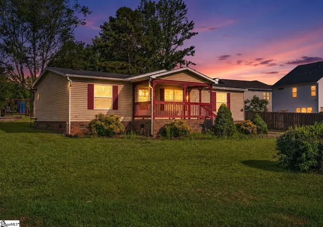 Photo 1 of Manufactured home for sale at 362 Edwards Rd, Duncan, SC 29334 | MLS# 1597006 | Listing updated on 2026-10-01