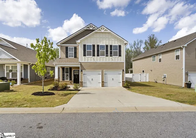 1st image of 610 Raleighwood Ln, Simpsonville, SC 29681 | MLS# 1586733
