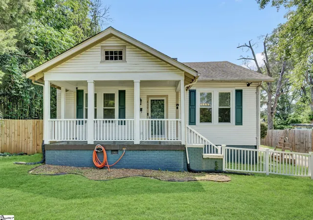 Photo 1 of Single family home for sale at 830 Union St, Spartanburg, SC 29302 | MLS# 1600677 | Listing updated on 2026-08-13