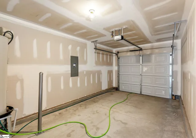 Photo 17 of Sale Pending at 134 Cloverfield Ln, Spartanburg, SC 29303 | MLS# 1578648 | Listing updated on 2026-08-31